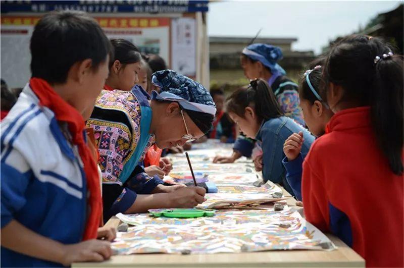 龙里县小学最新项目，引领教育革新，塑造未来之光